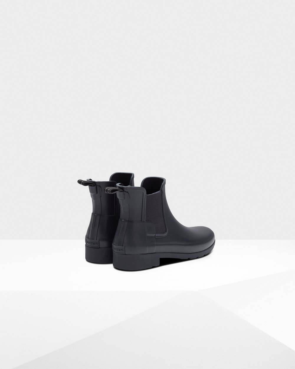 Hunter Refined Slim Fit Chelsea Boots - Buy Womens Navy - VYEFRM562